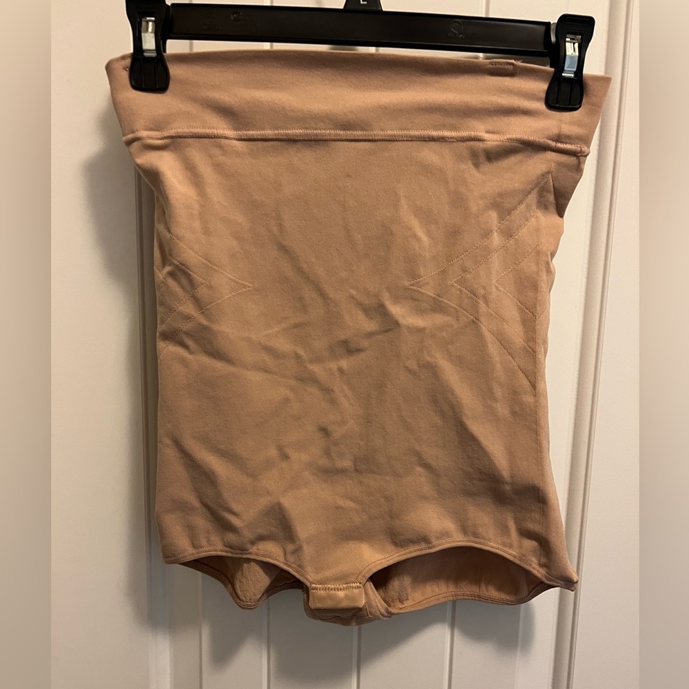 Leoninus Seamless Shapewear in Beige